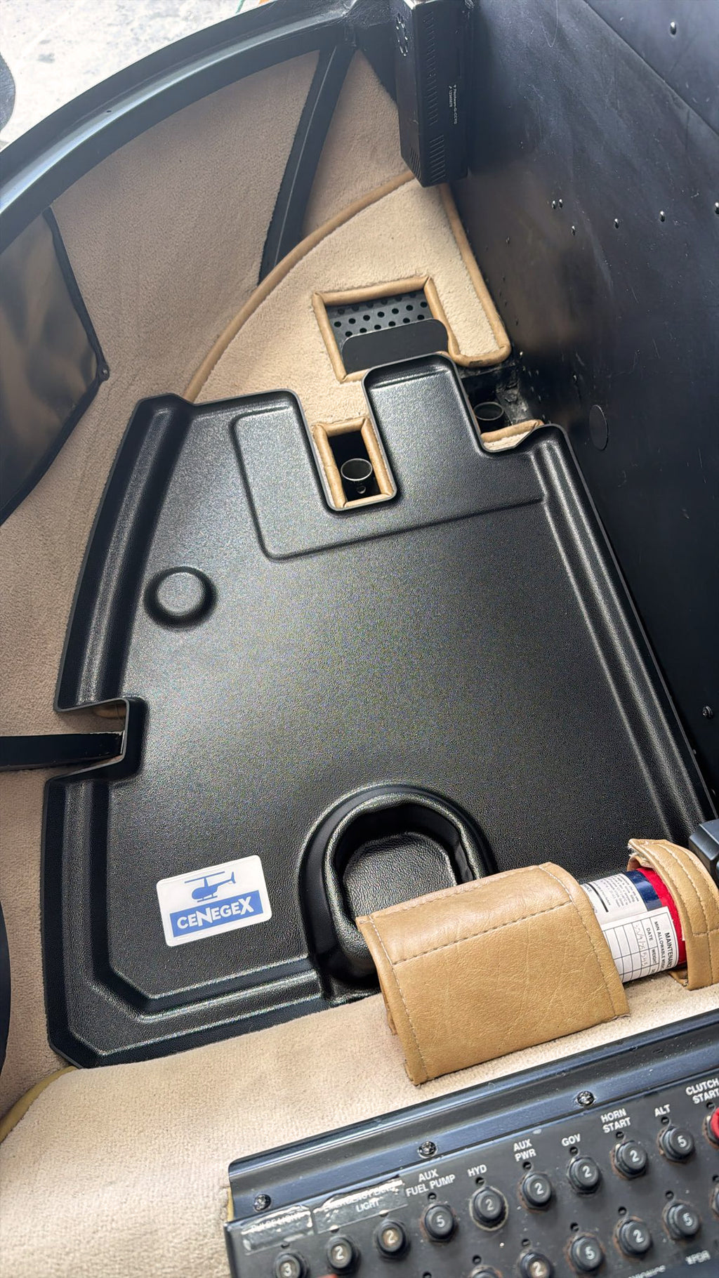 R44 Floor Mats